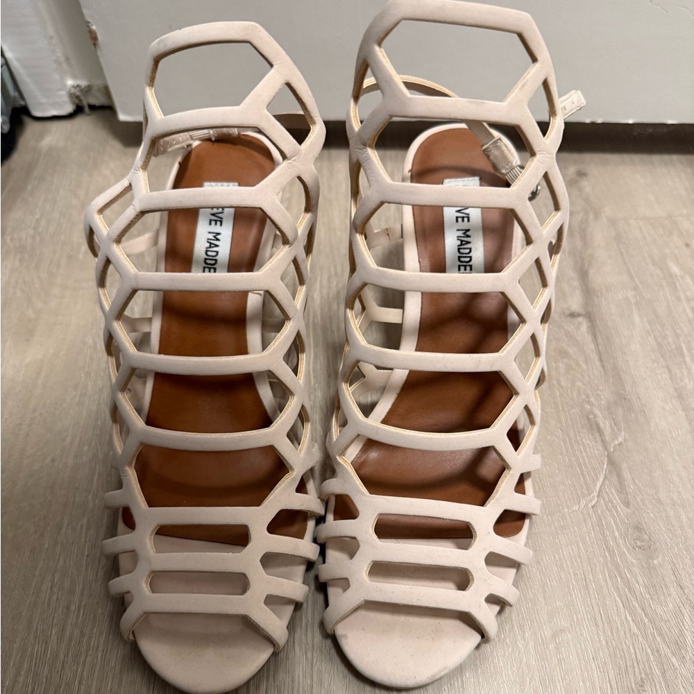Steve Madden Women's Beige Cage Sandals